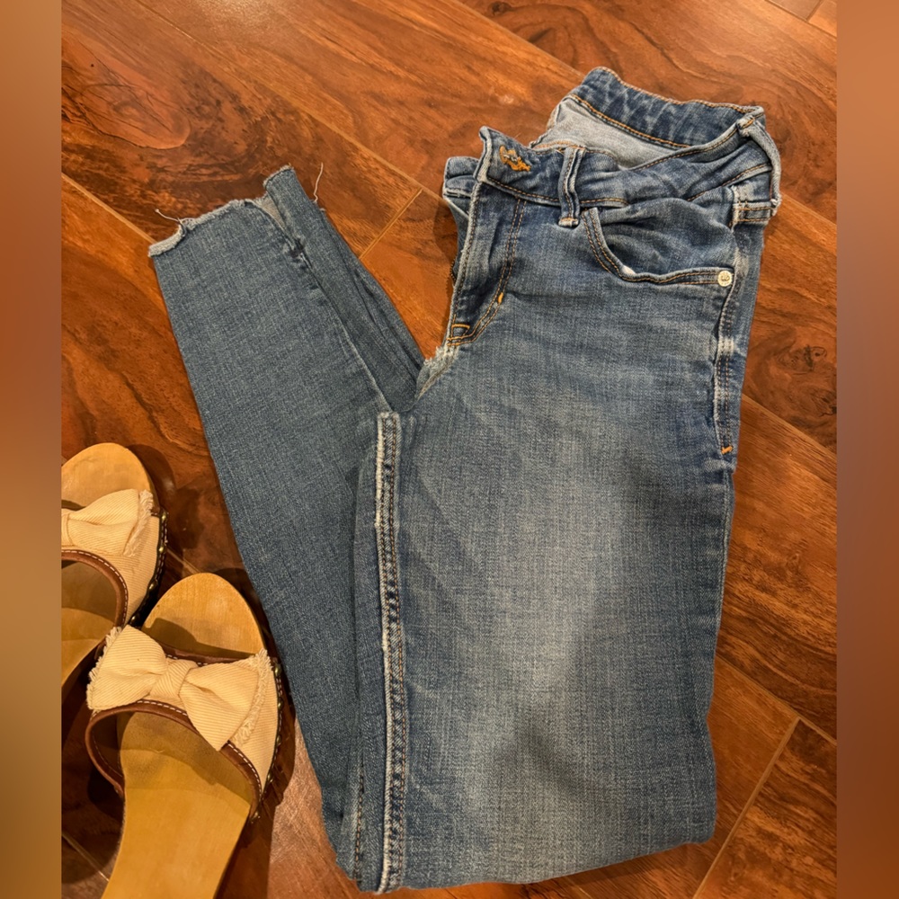 Old Navy Skinny Blue Denim Ankle Cut Jeans size 0